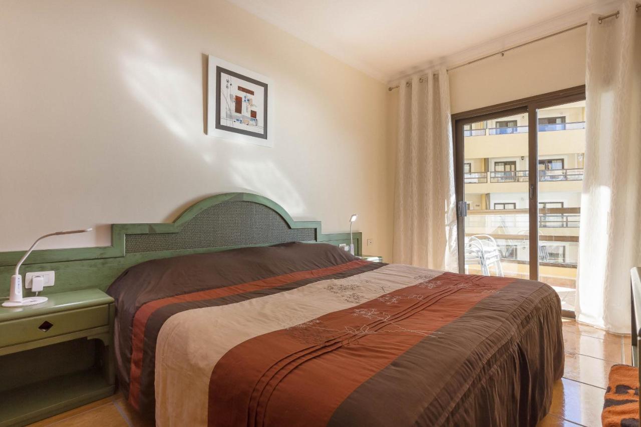 One Bedroom Ocean View Golf Del Sur Apartment *